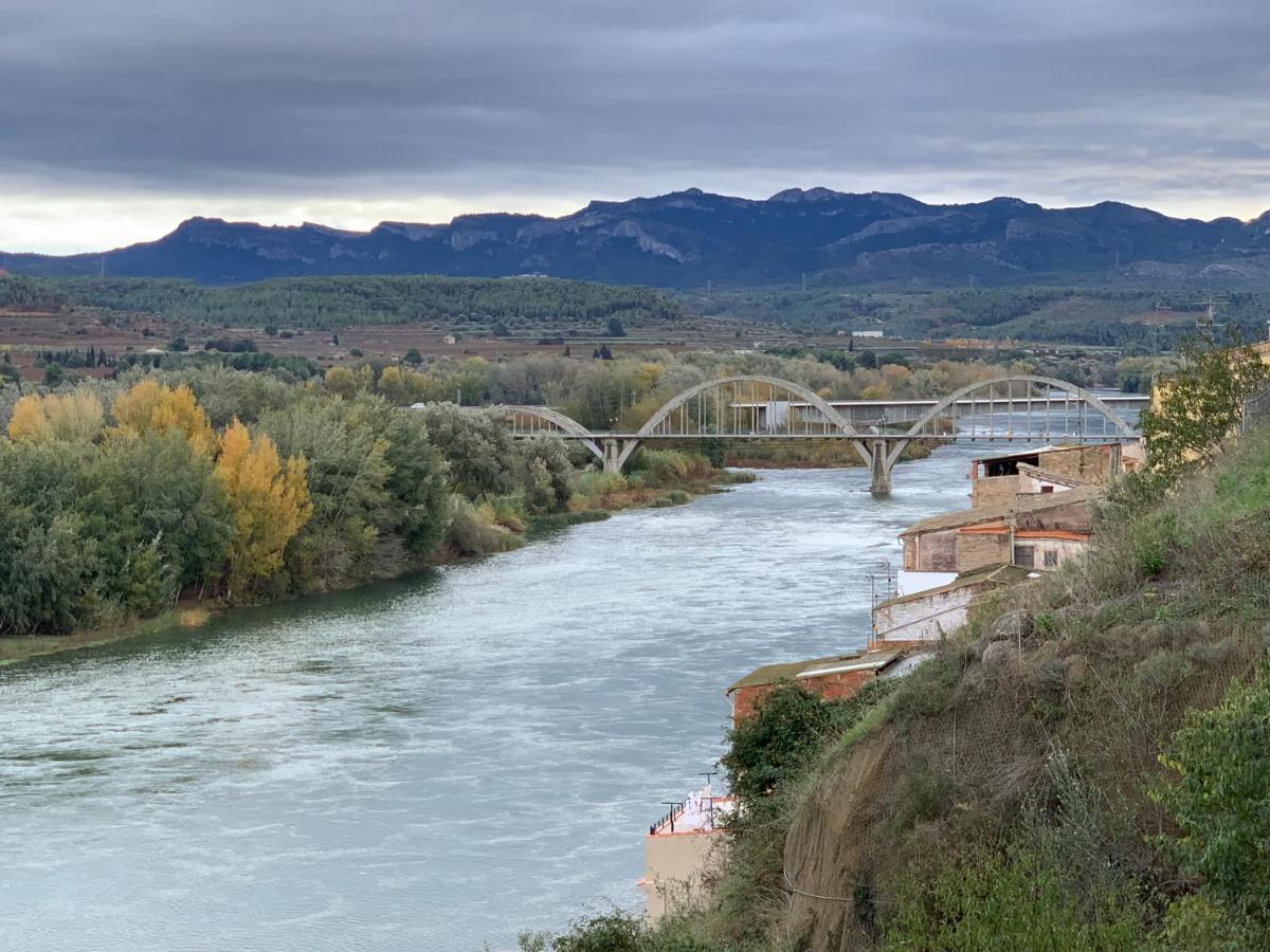 Apartaments Impro Mora d'Ebre Εξωτερικό φωτογραφία